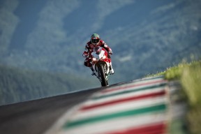 开云电竞app-WTA总决赛首日综述：斯瓦泰克旗开得胜，莱巴金娜横扫迎开门红，wta2021